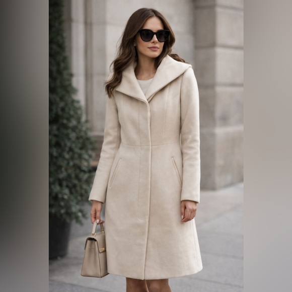 Mackage Jackets & Blazers - 🤍  Elegant Cream Mackage Coat – Size XS